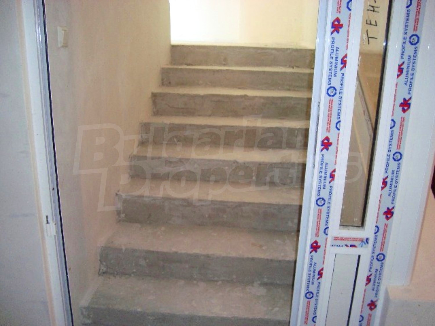 Gallery Picture 7