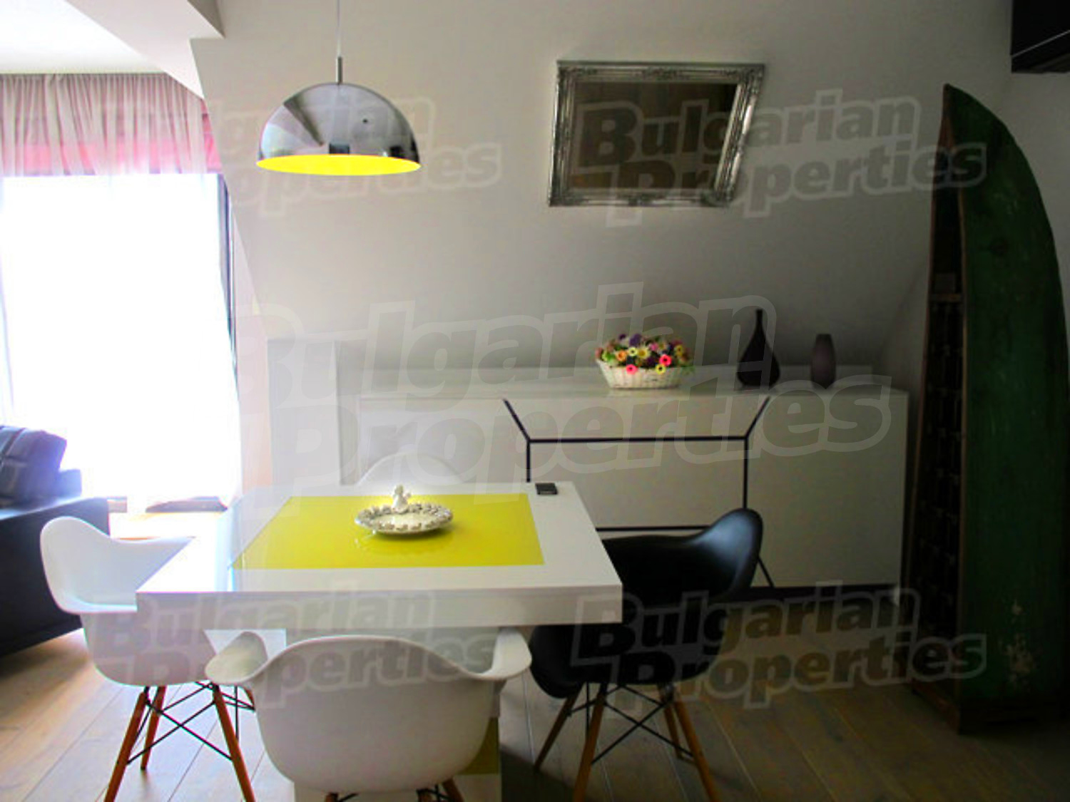 Gallery Picture 7