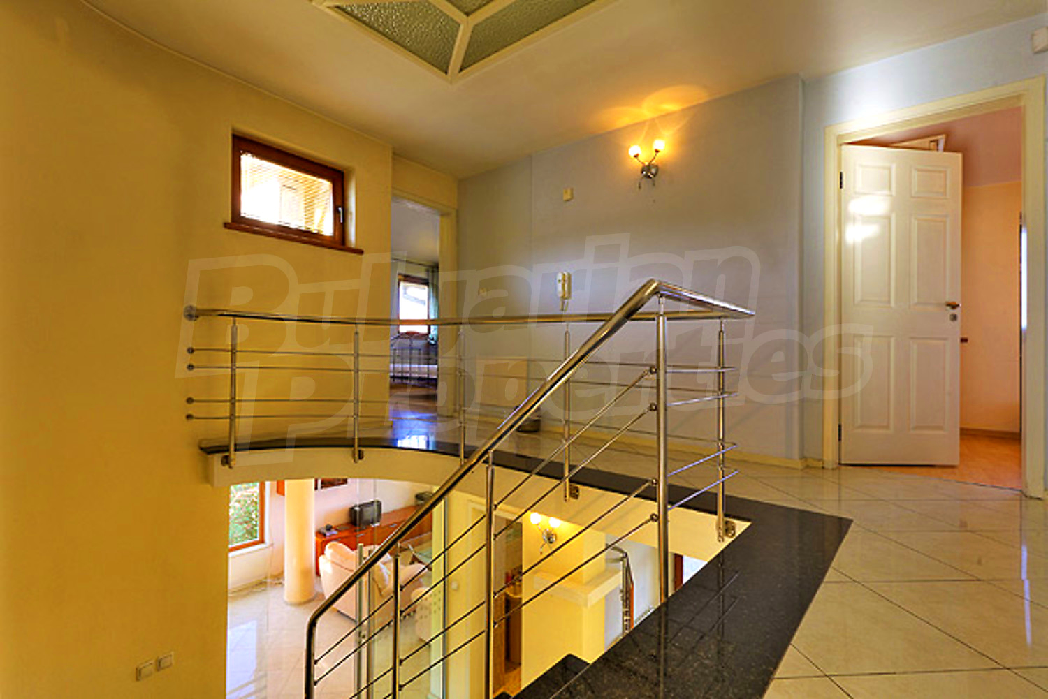 Gallery Picture 22