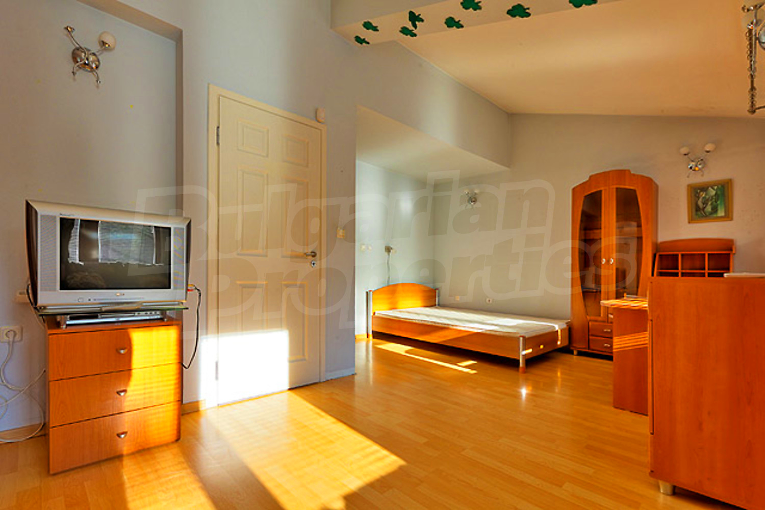 Gallery Picture 38