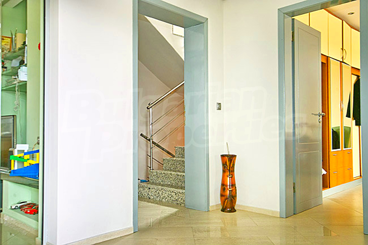 Gallery Picture 36