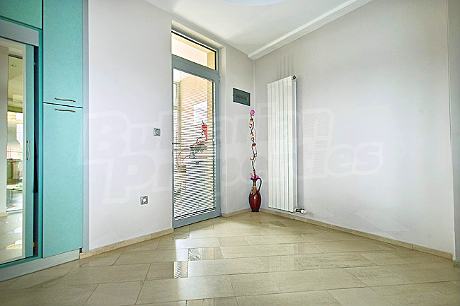 Gallery Picture 37