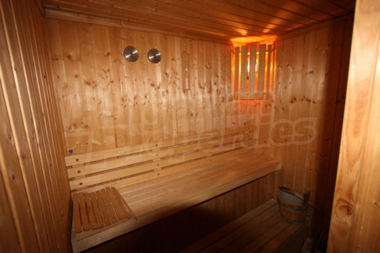 Gallery Picture 39