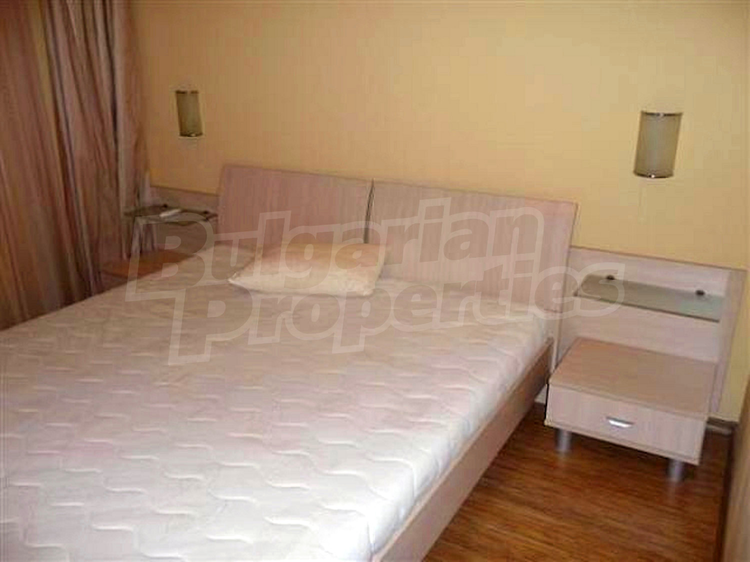 Gallery Picture 11