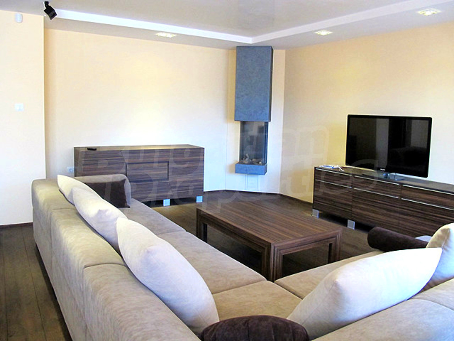 Gallery Picture 18