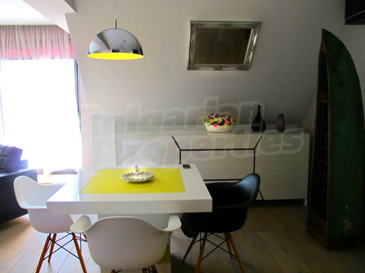 Gallery Picture 57