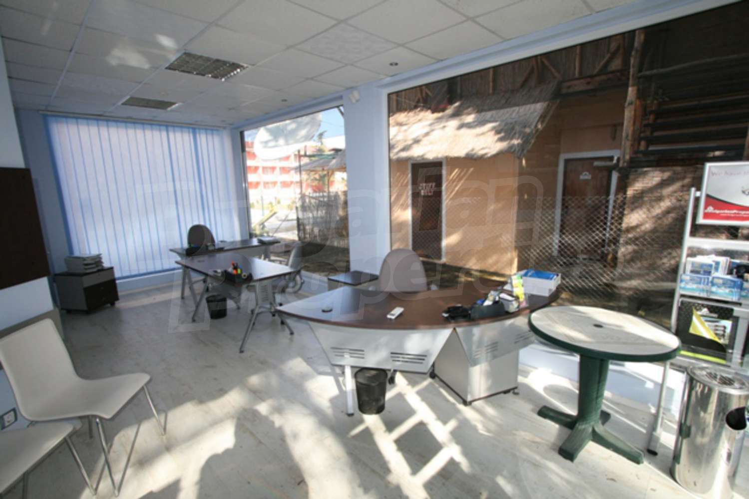 Gallery Picture 7