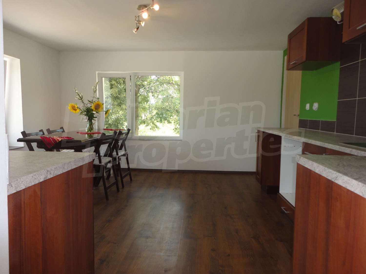 Gallery Picture 18