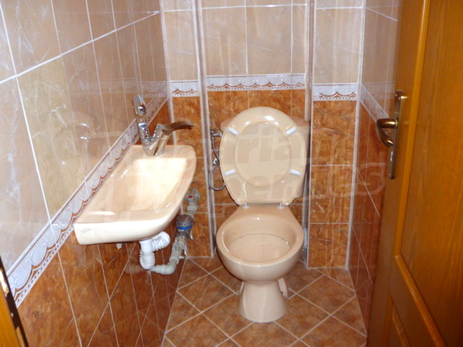 Gallery Picture 8