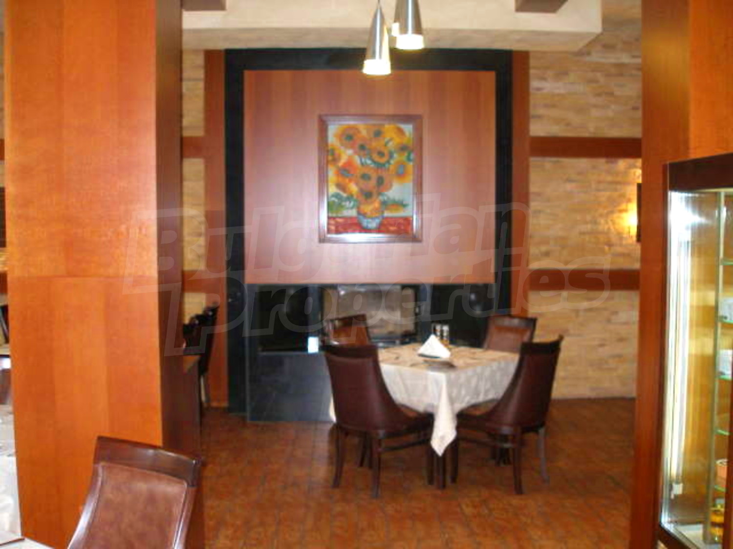 Gallery Picture 9
