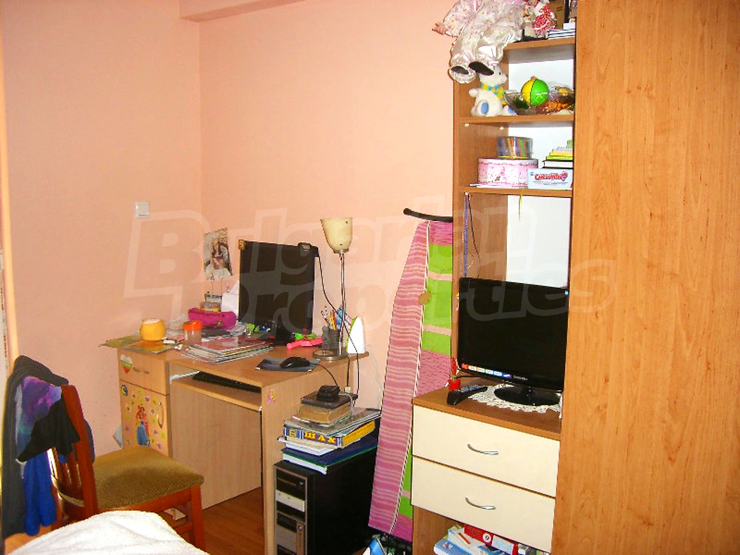 Gallery Picture 11