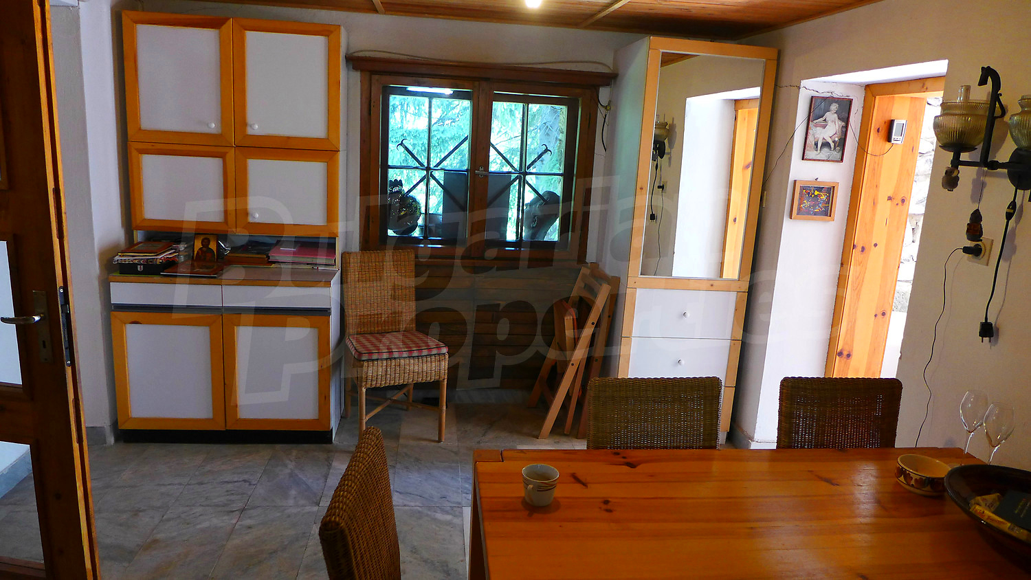 Gallery Picture 24