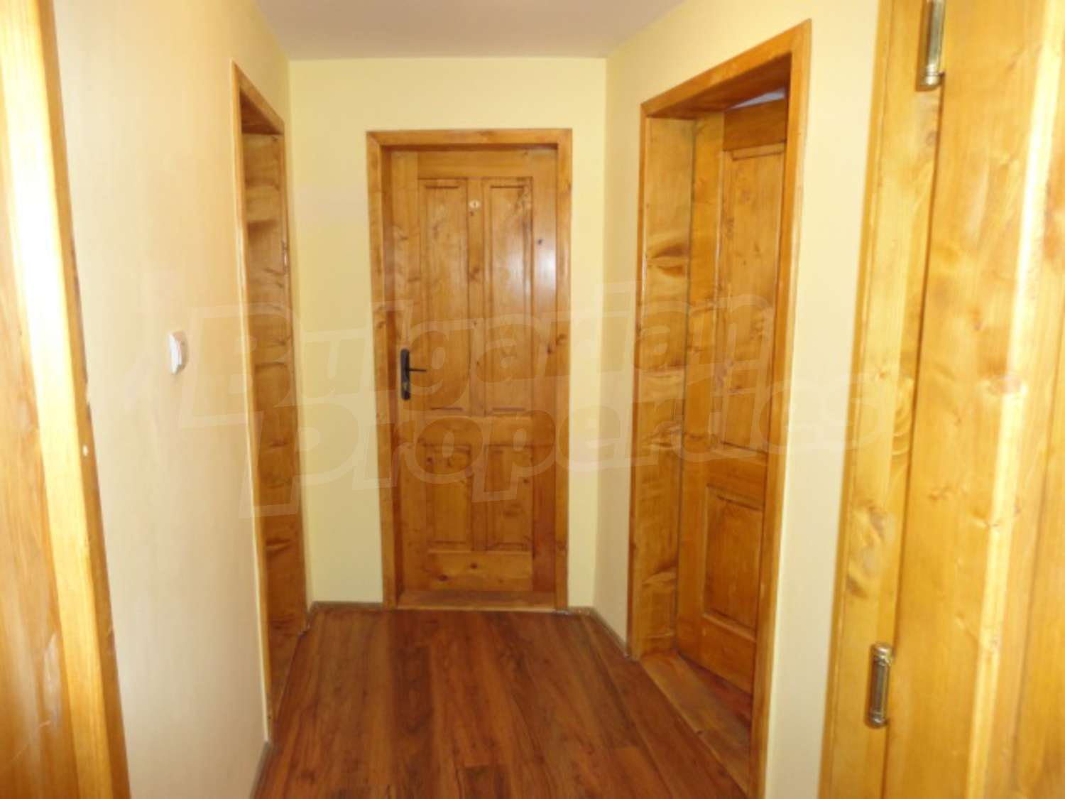 Gallery Picture 32