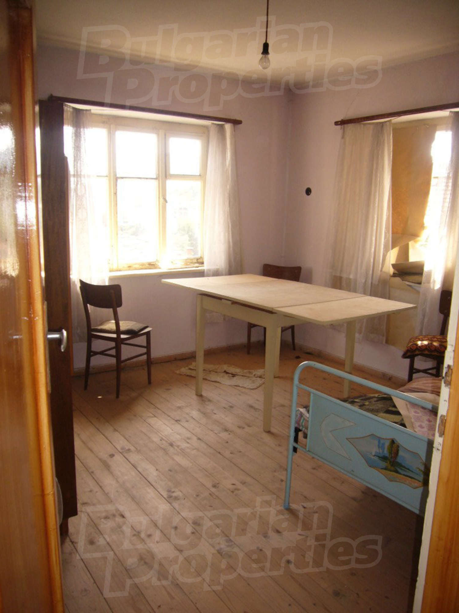 Gallery Picture 12