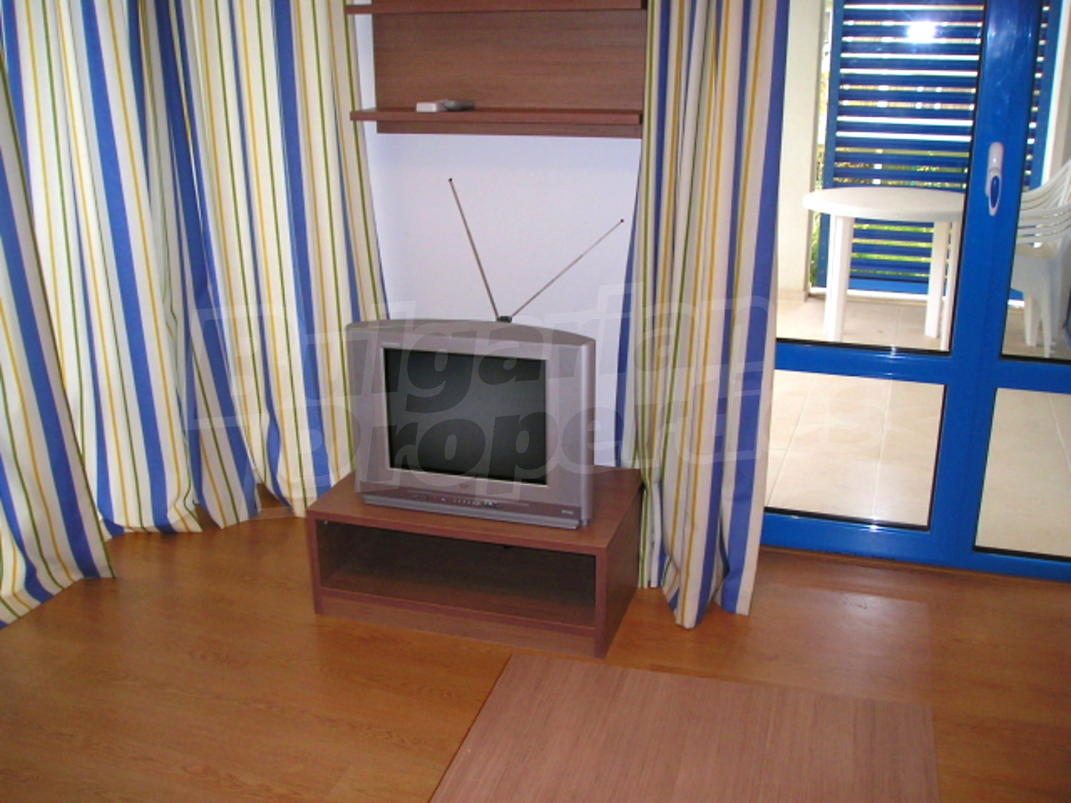 Gallery Picture 16