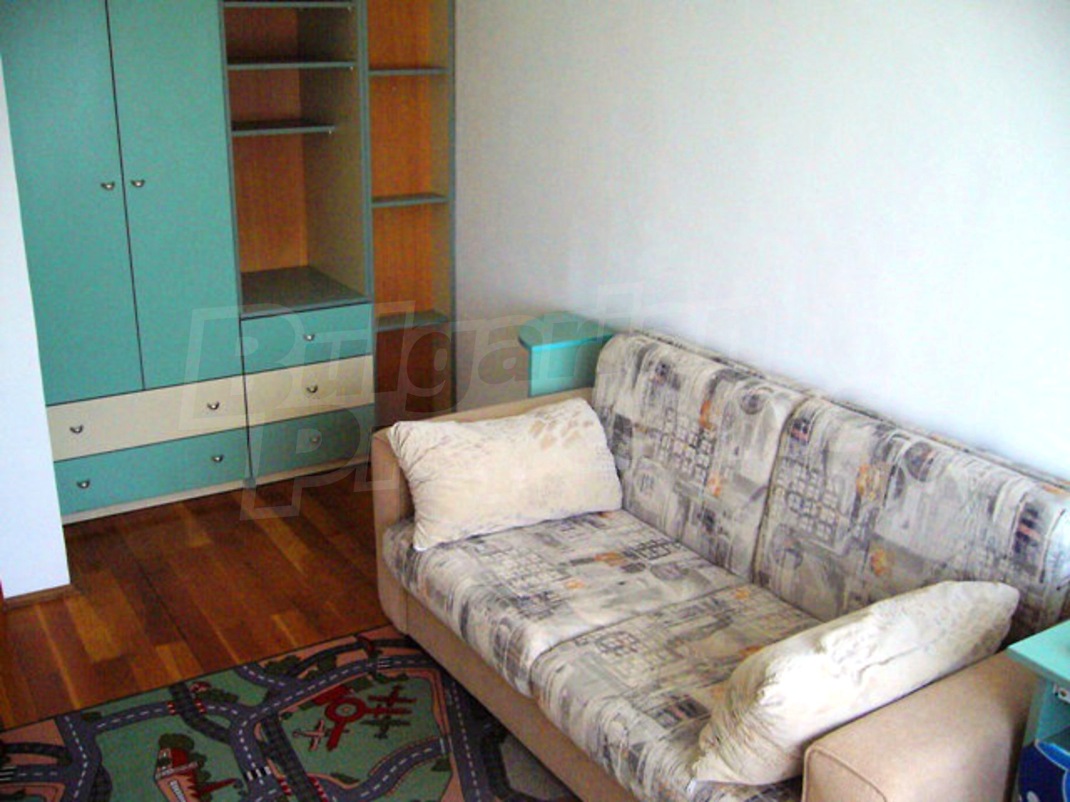 Gallery Picture 28