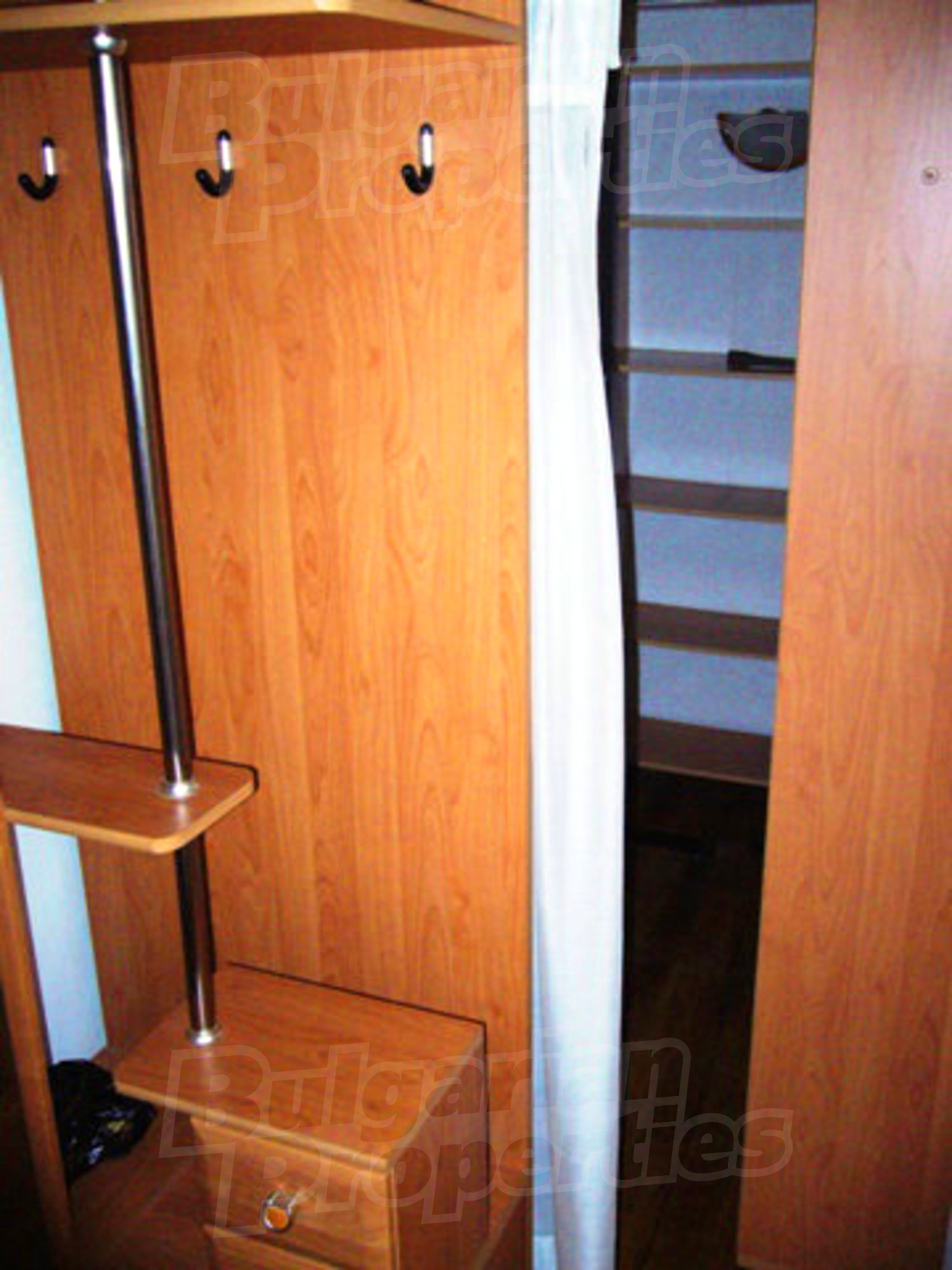 Gallery Picture 30
