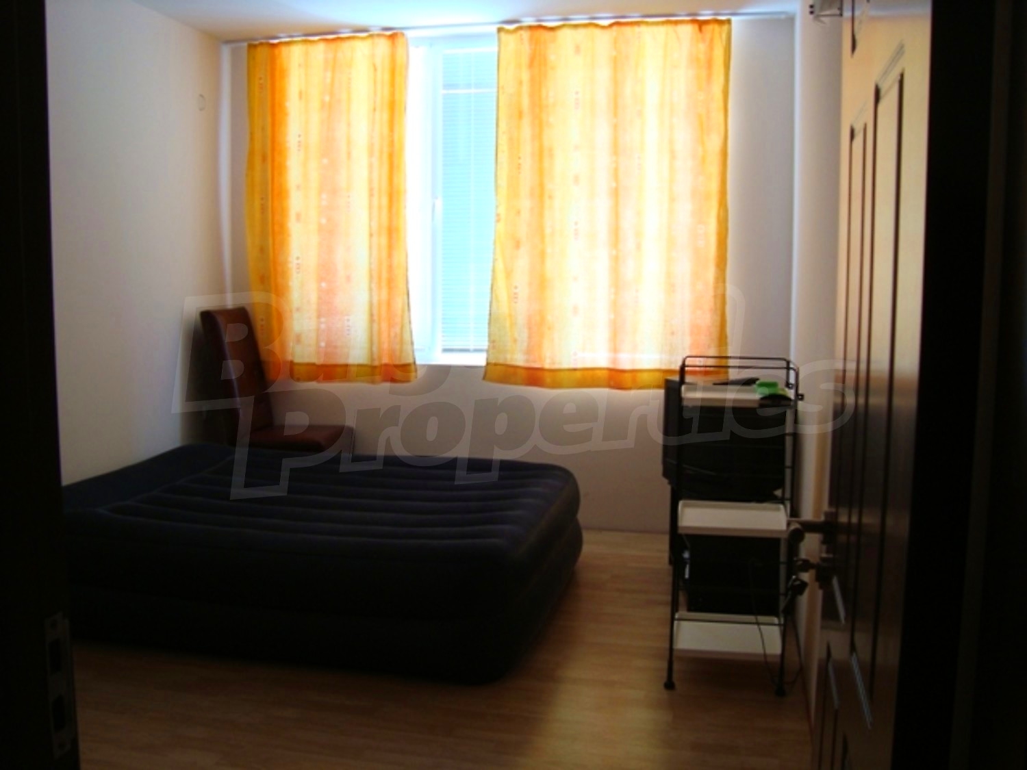 Gallery Picture 10