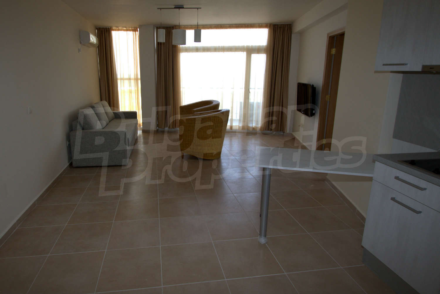 Gallery Picture 3