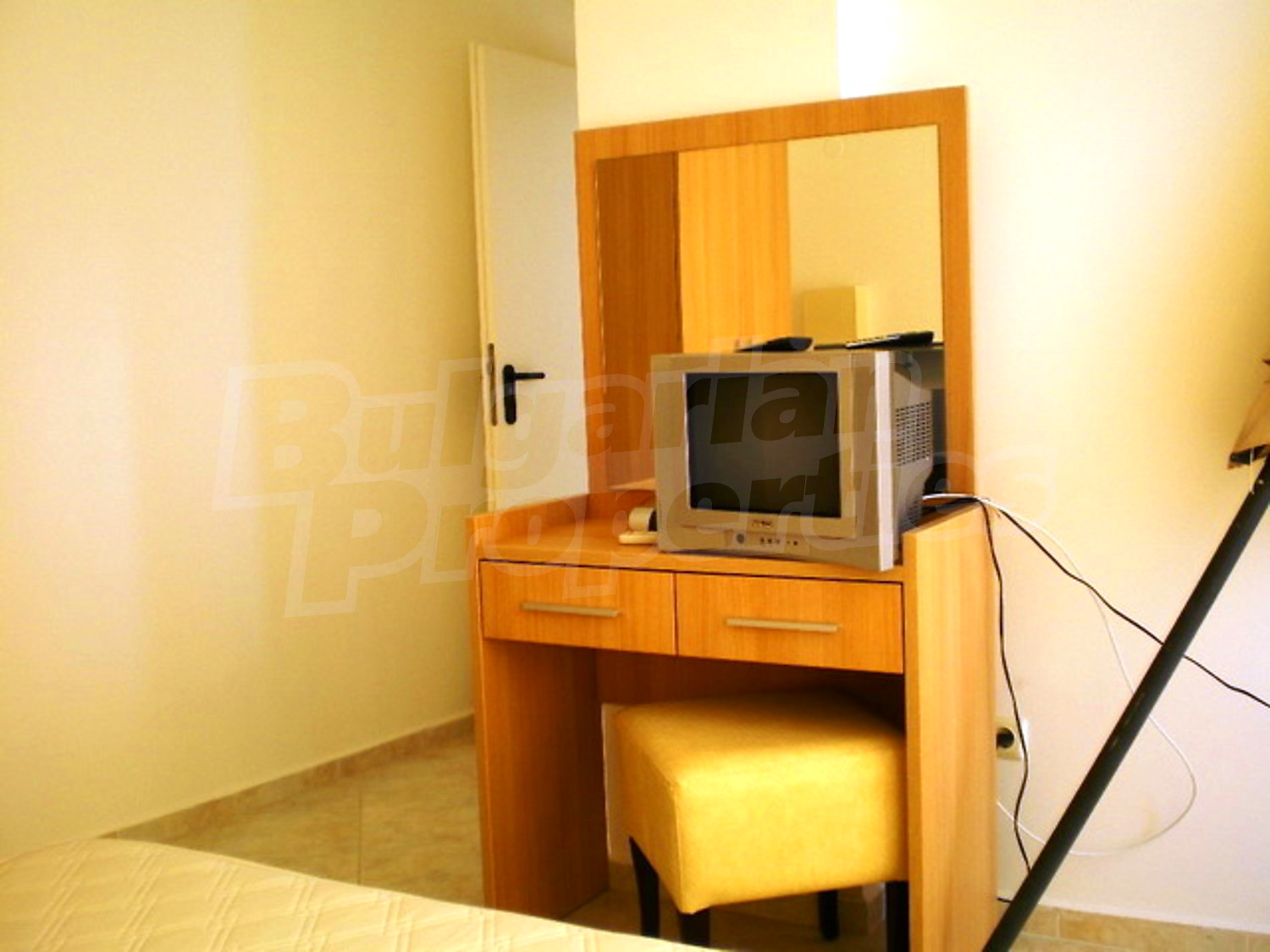 Gallery Picture 13