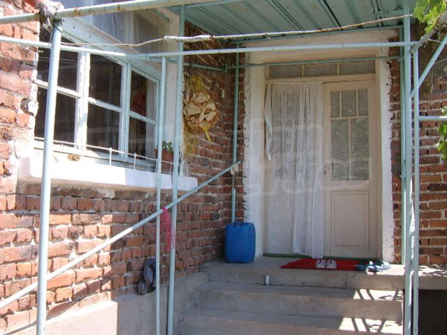 Gallery Picture 4