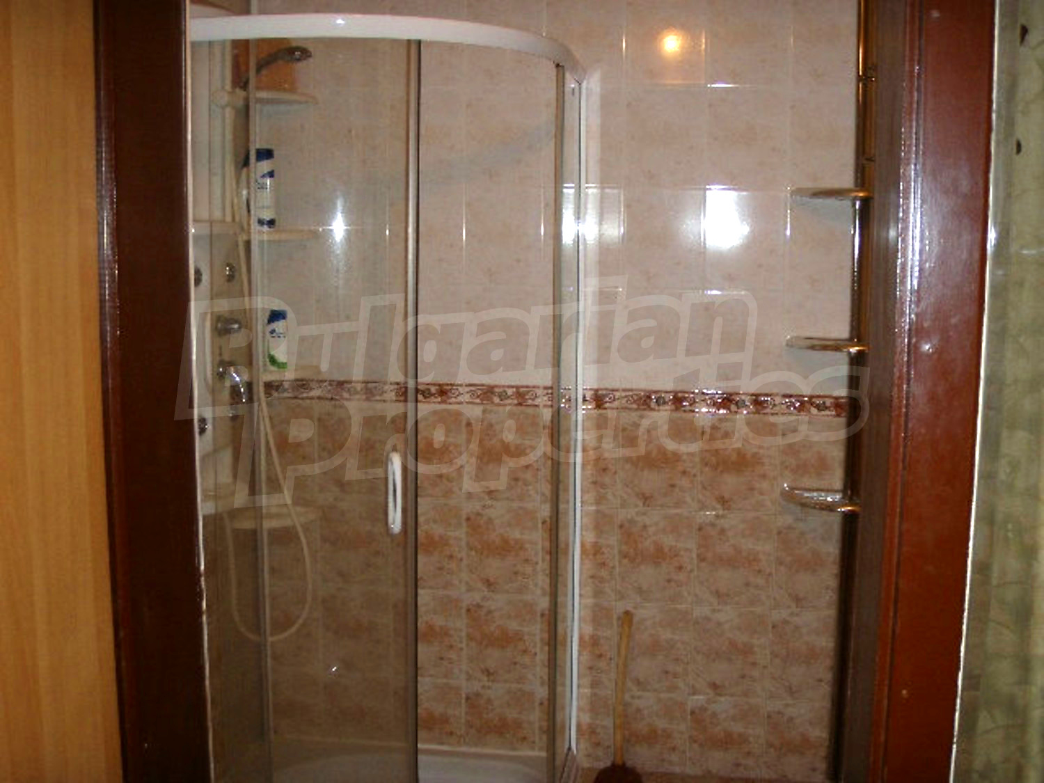 Gallery Picture 15