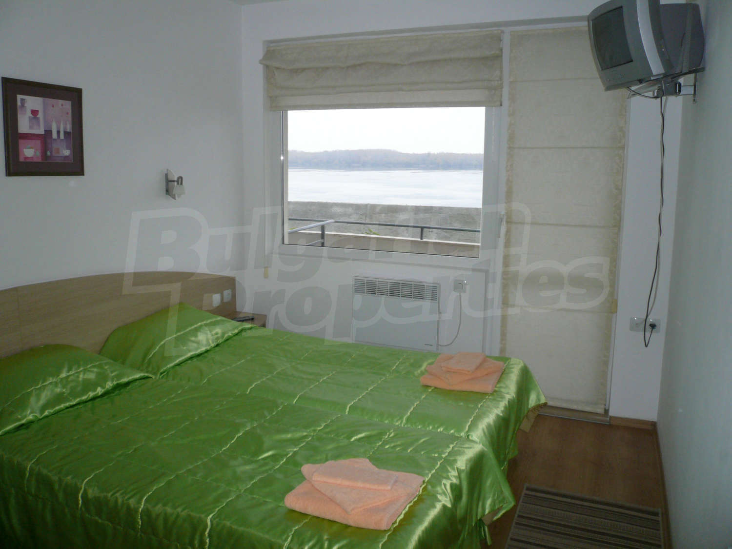 Gallery Picture 10