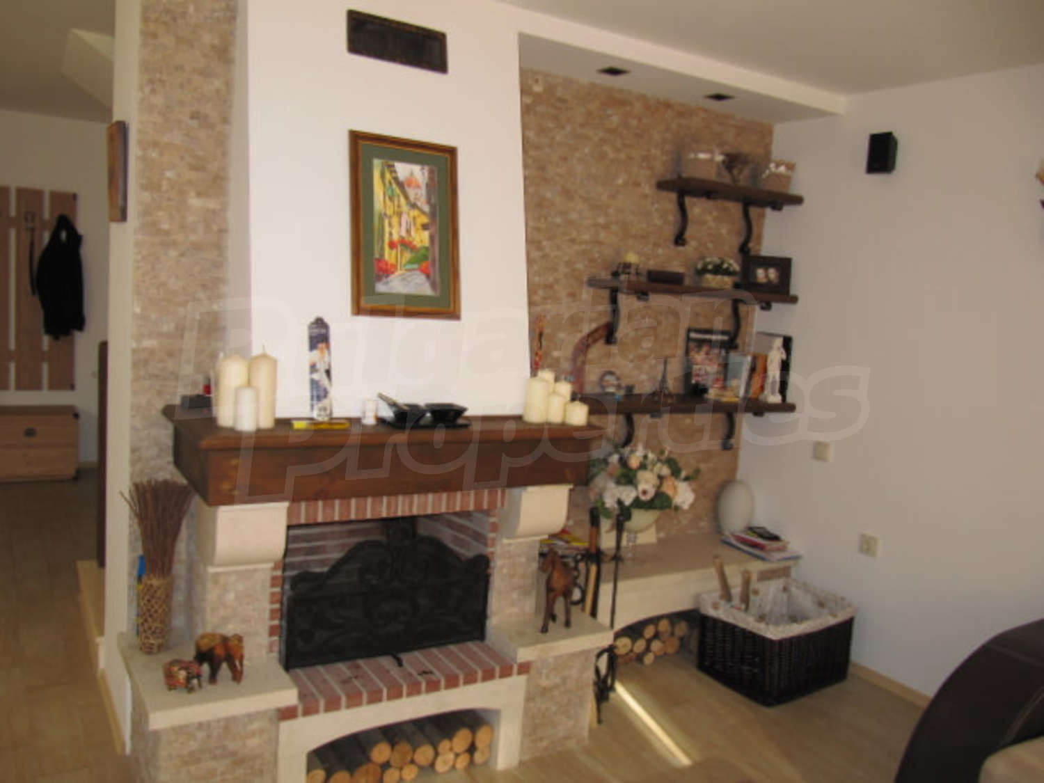 Gallery Picture 14