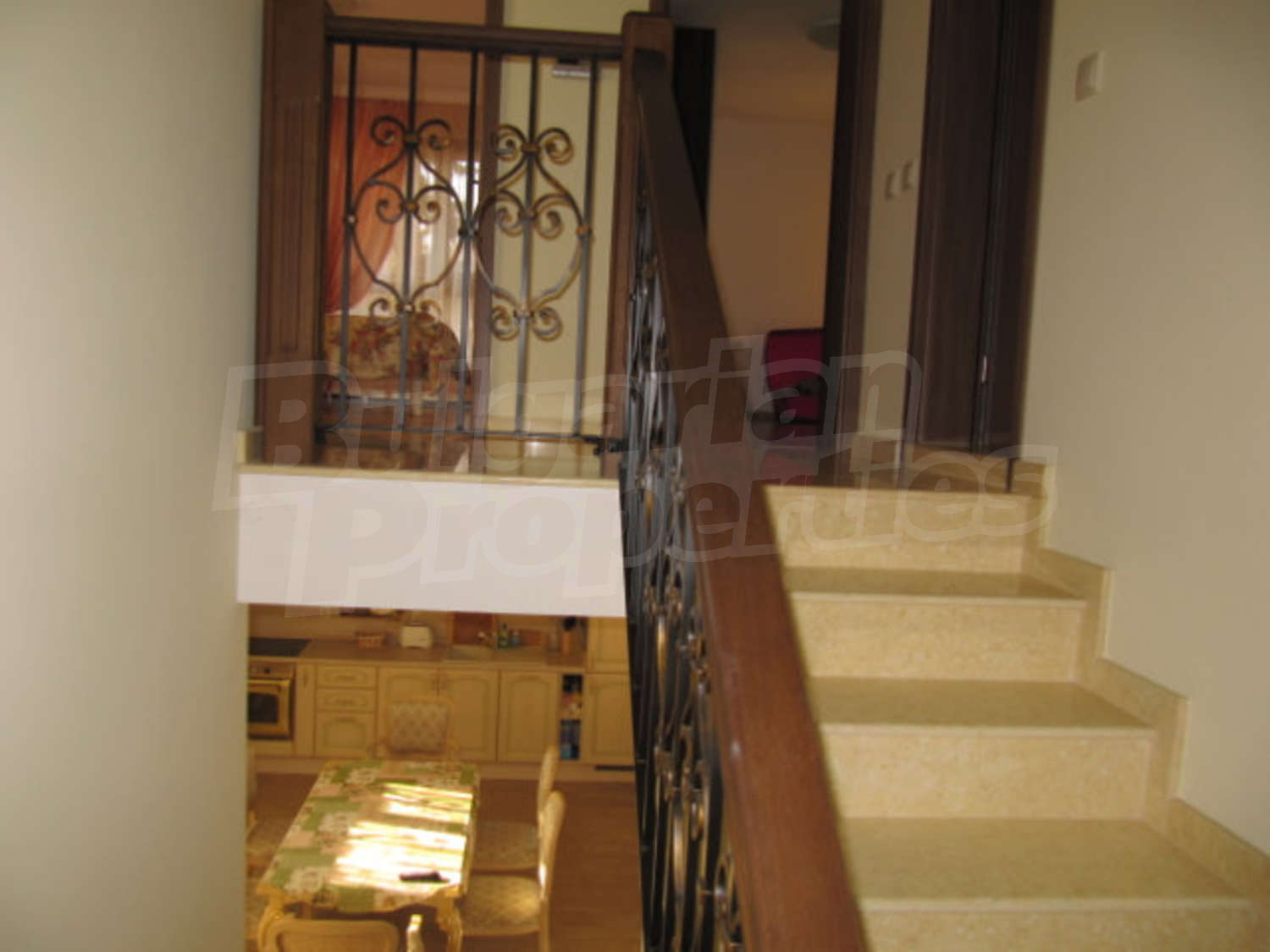 Gallery Picture 25