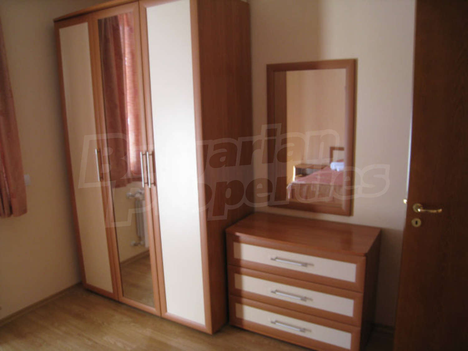 Gallery Picture 9