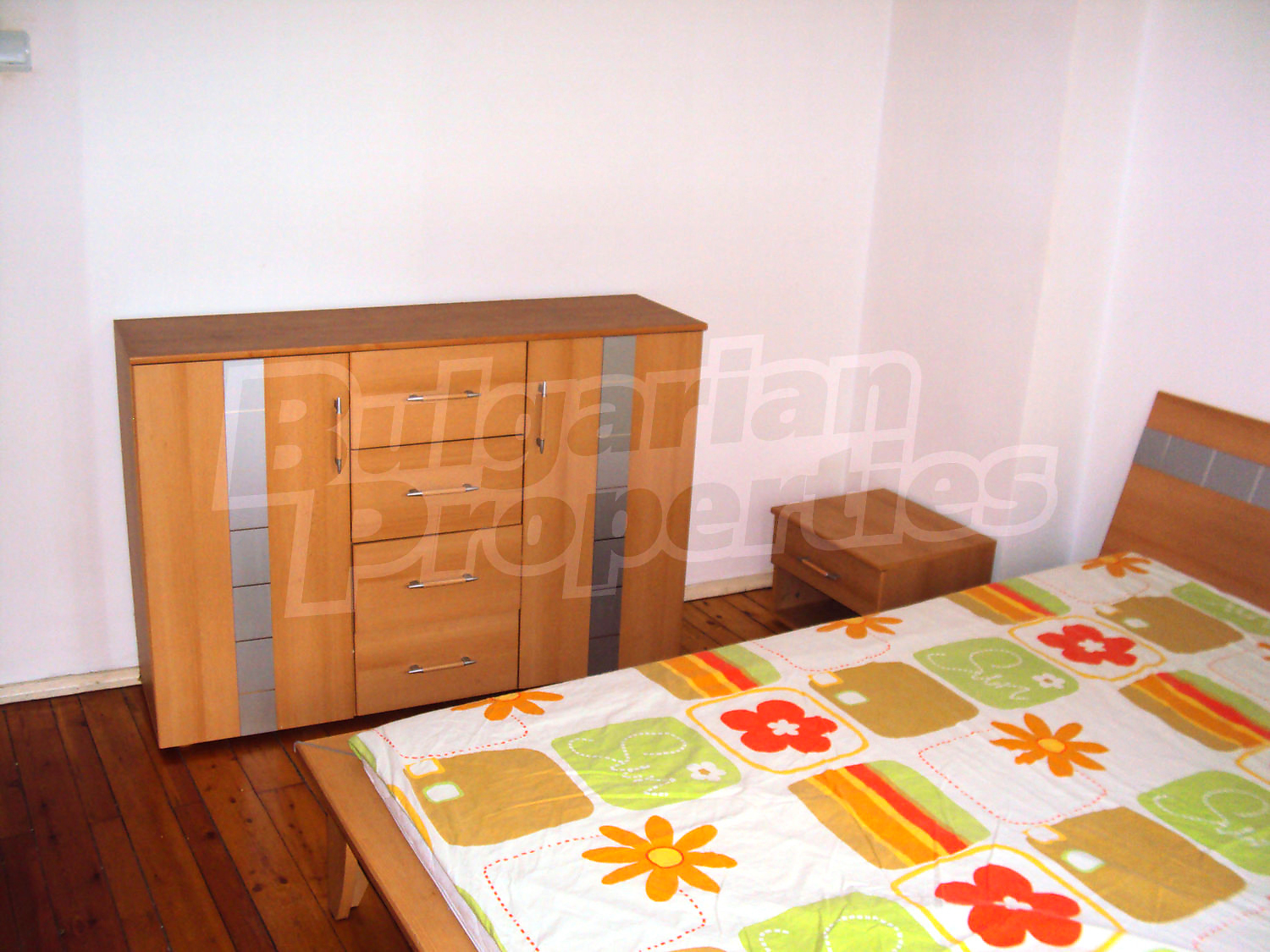 Gallery Picture 28