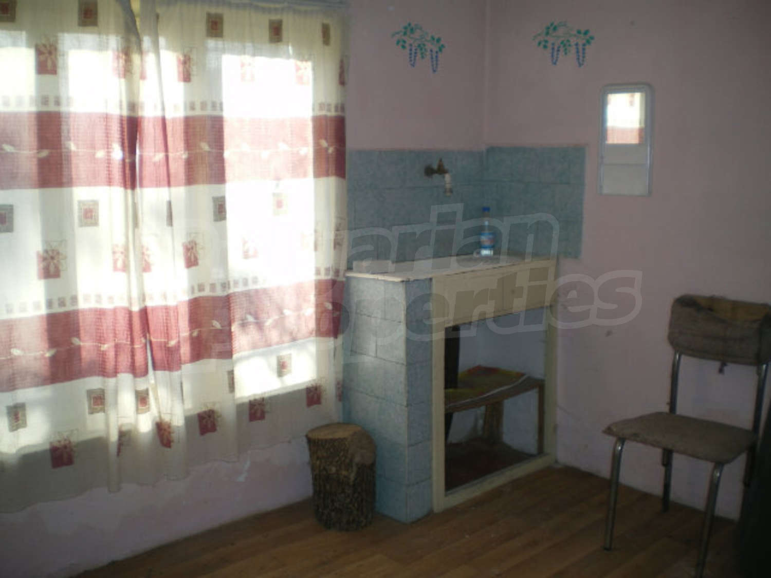 Gallery Picture 9