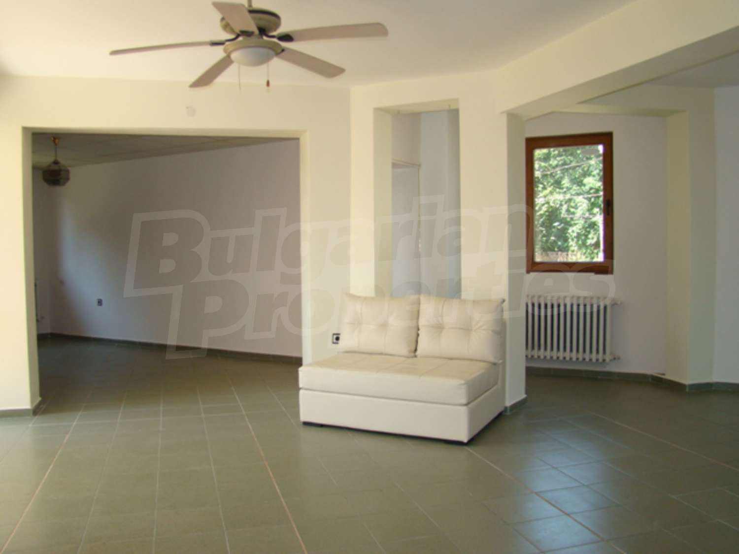 Gallery Picture 12