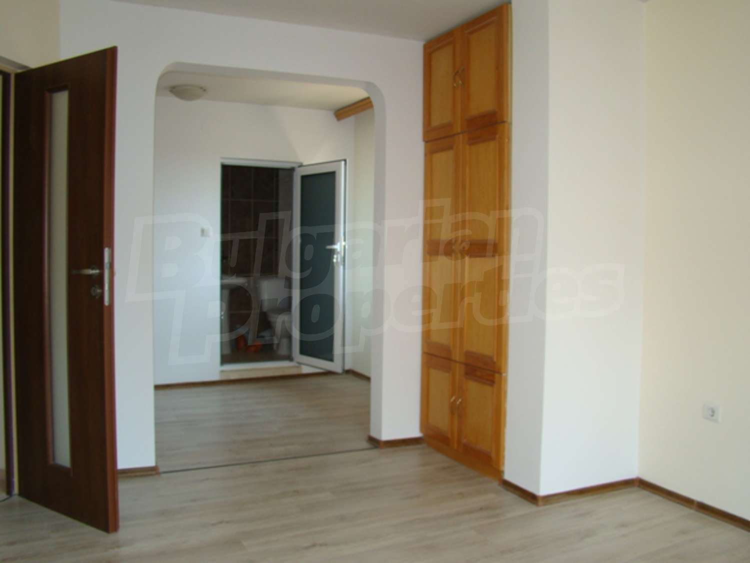 Gallery Picture 23