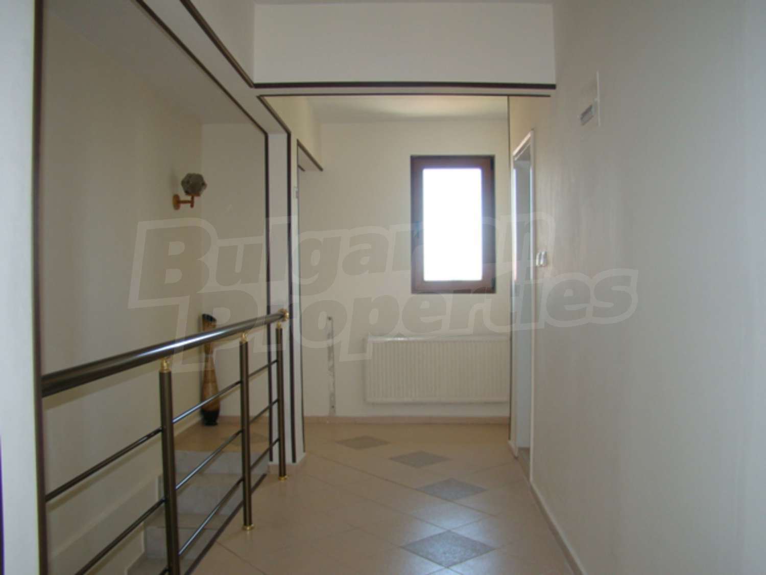 Gallery Picture 35