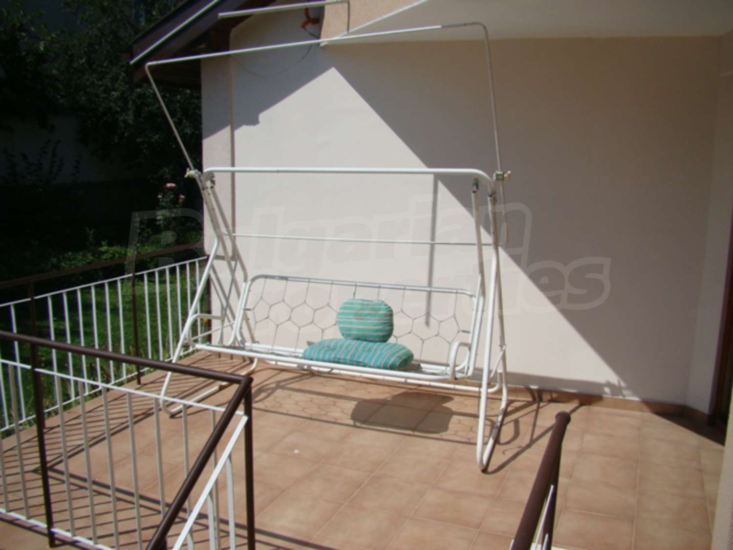 Gallery Picture 40