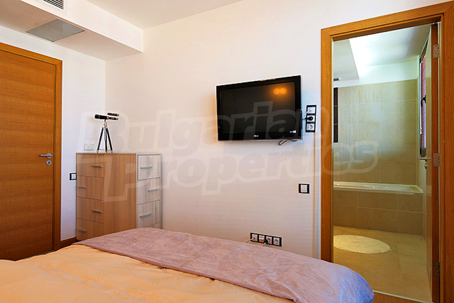 Gallery Picture 29