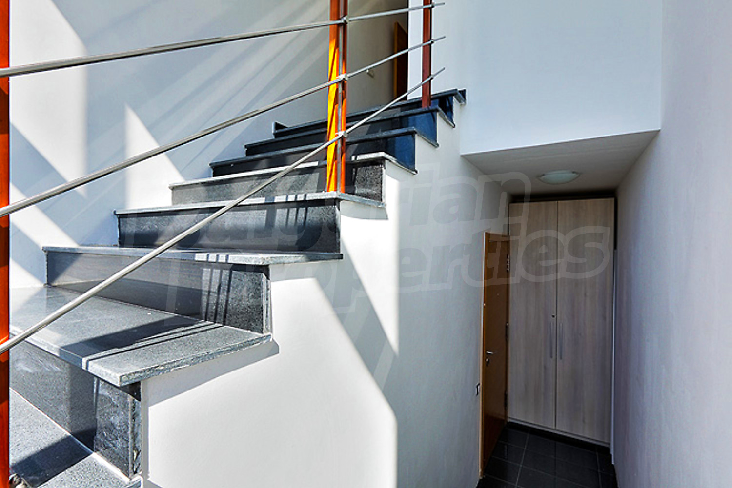 Gallery Picture 7