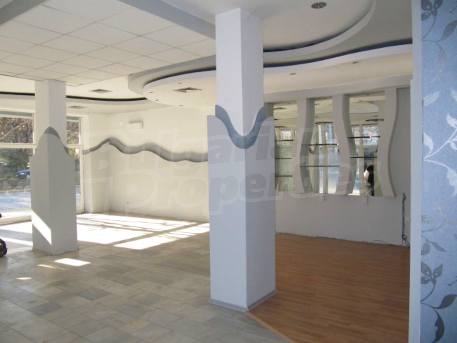 Gallery Picture 12