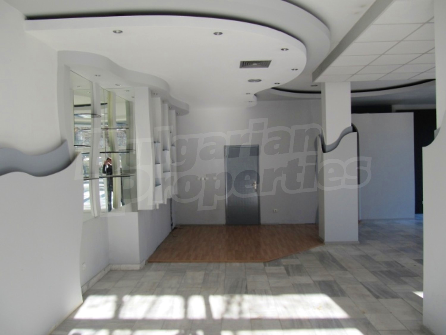Gallery Picture 9