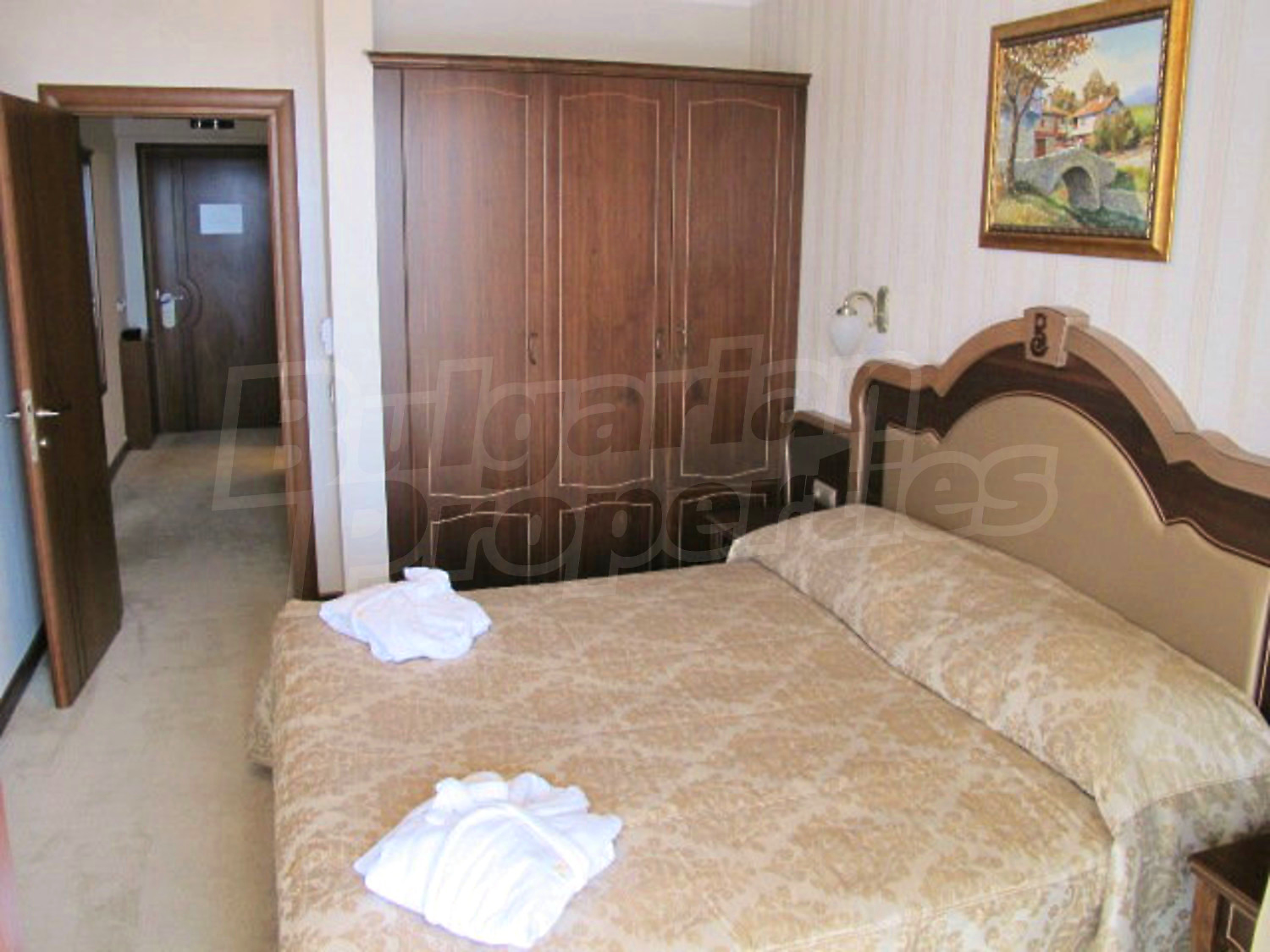 Gallery Picture 17