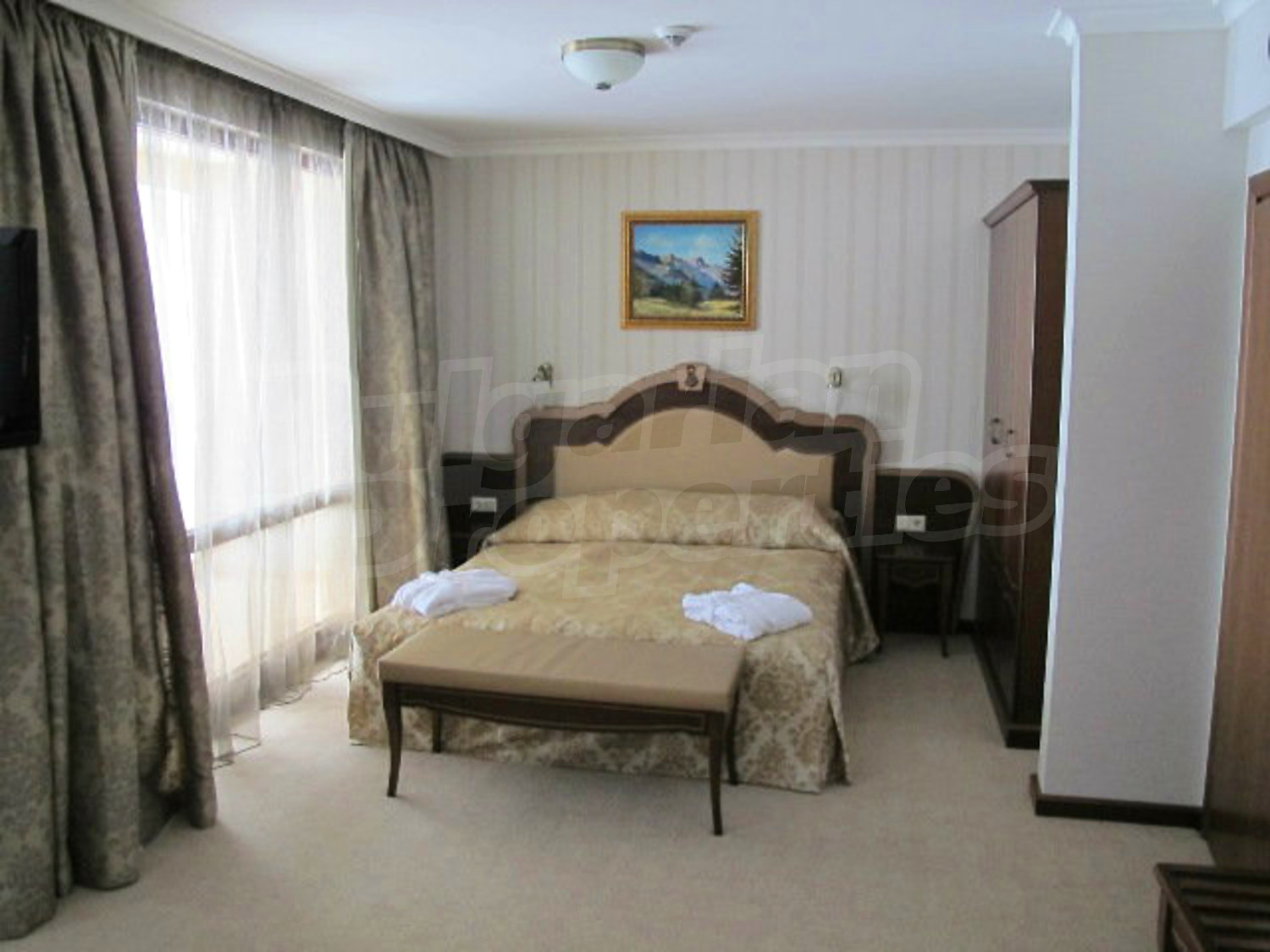 Gallery Picture 27