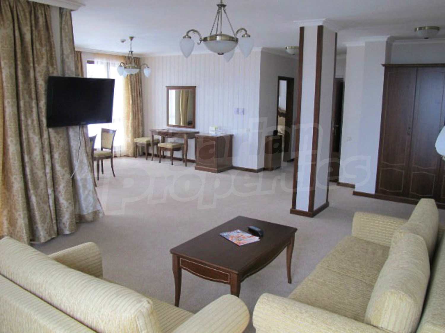 Gallery Picture 31