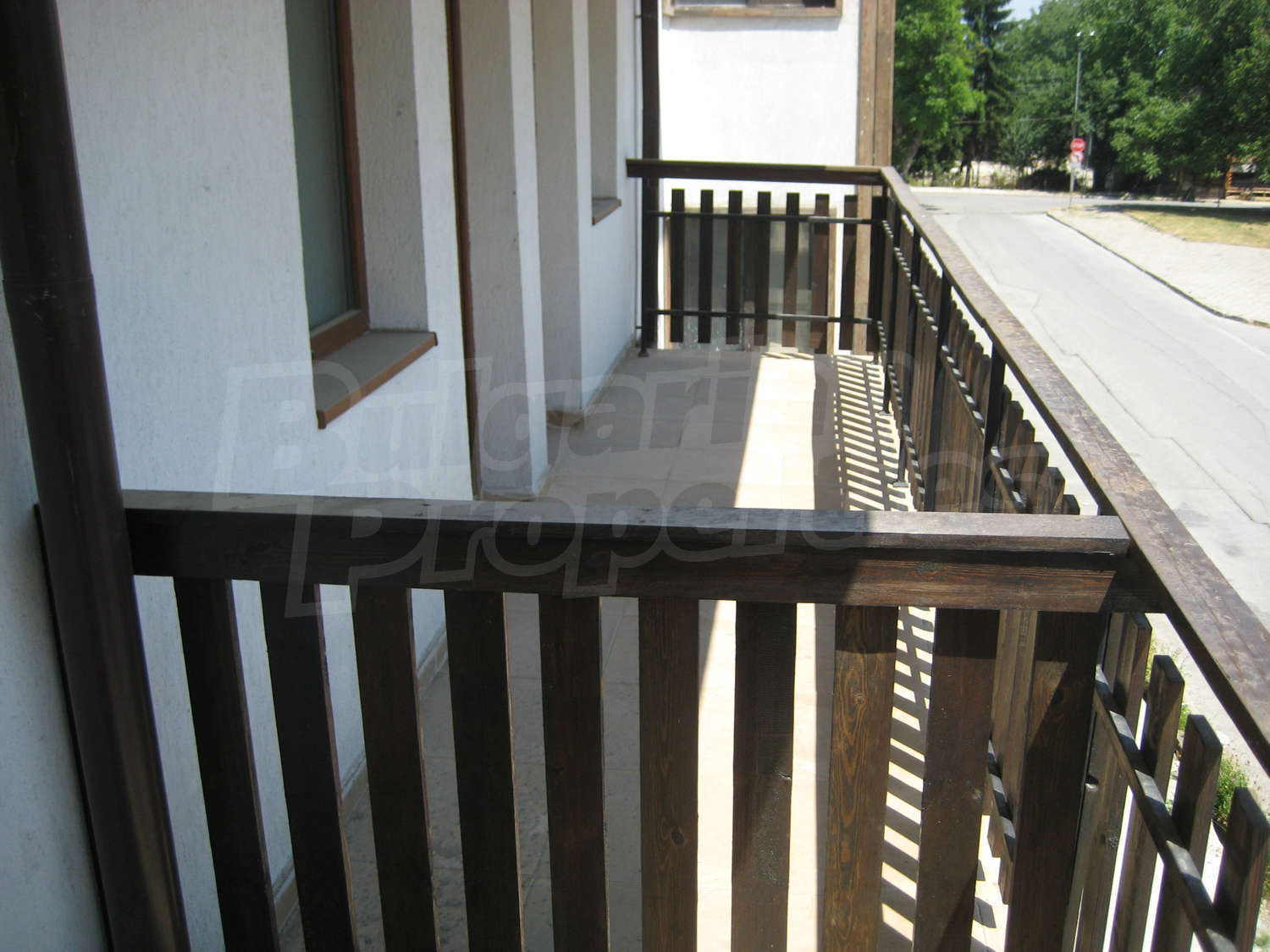 Gallery Picture 13