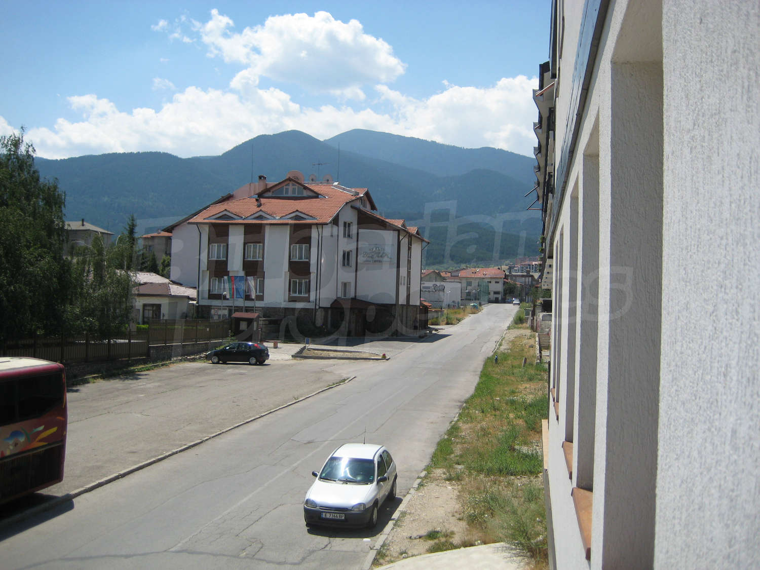 Gallery Picture 16
