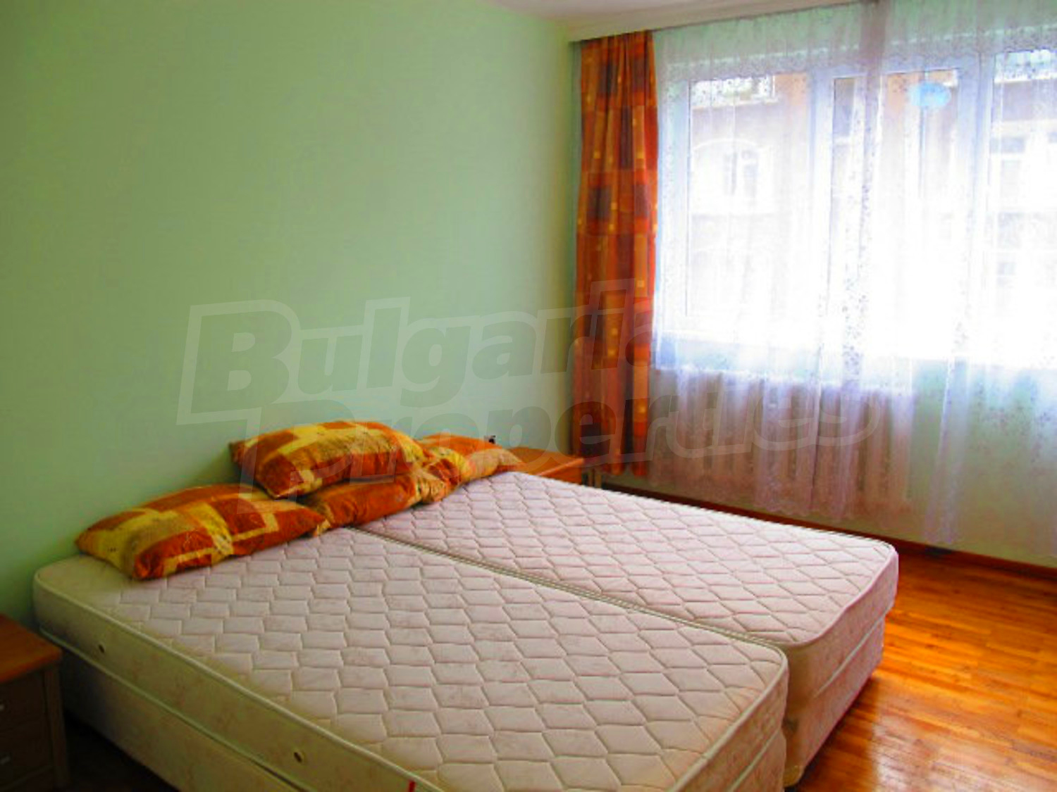 Gallery Picture 29