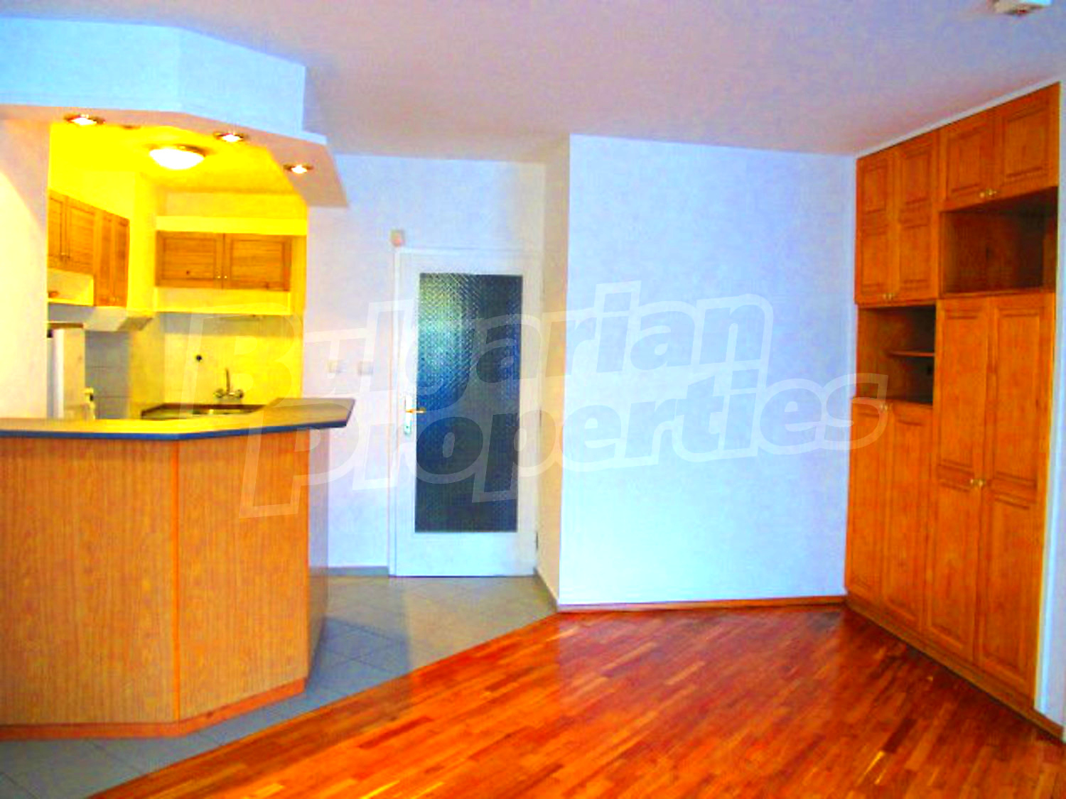 Gallery Picture 9