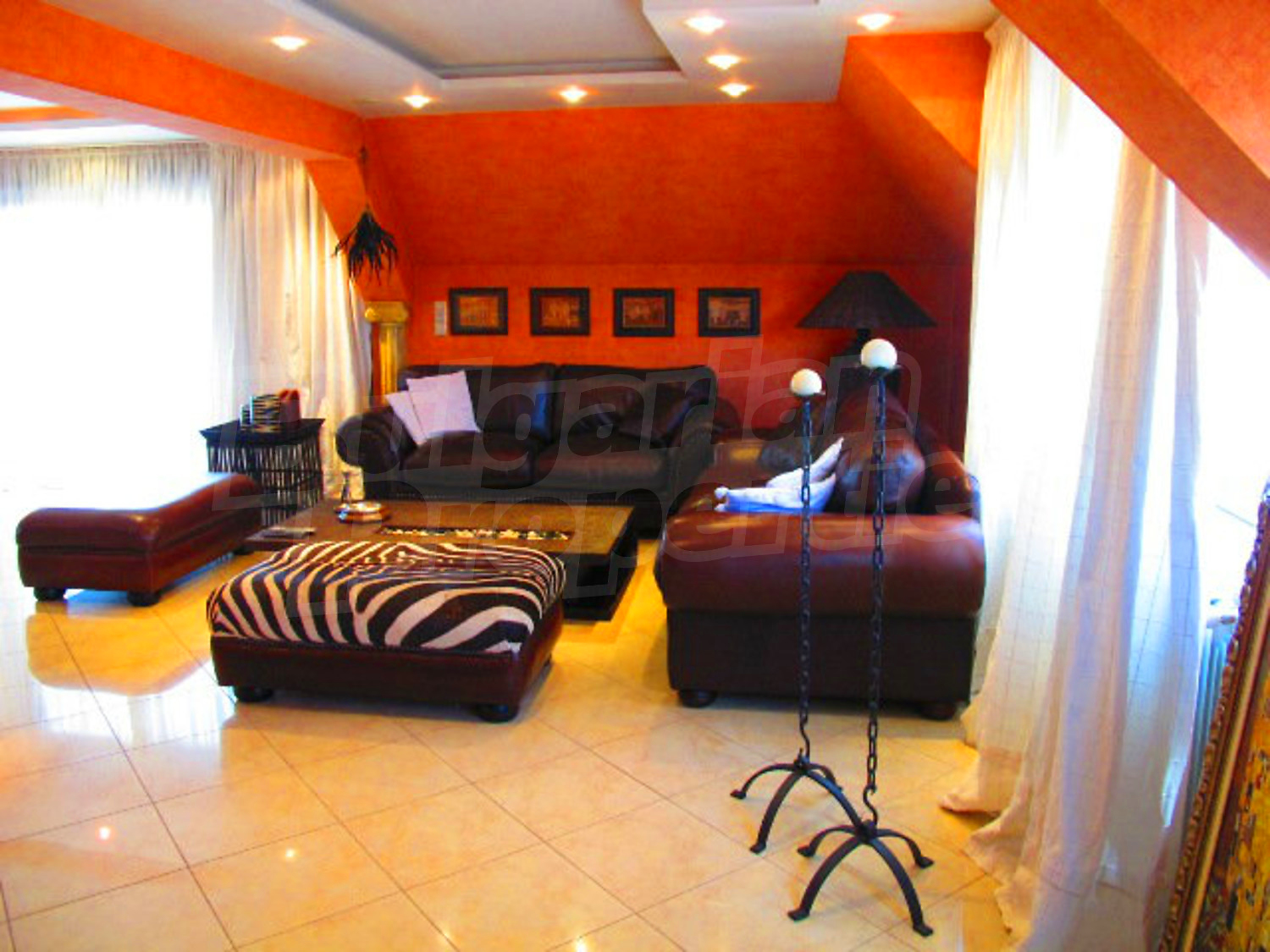 Gallery Picture 22