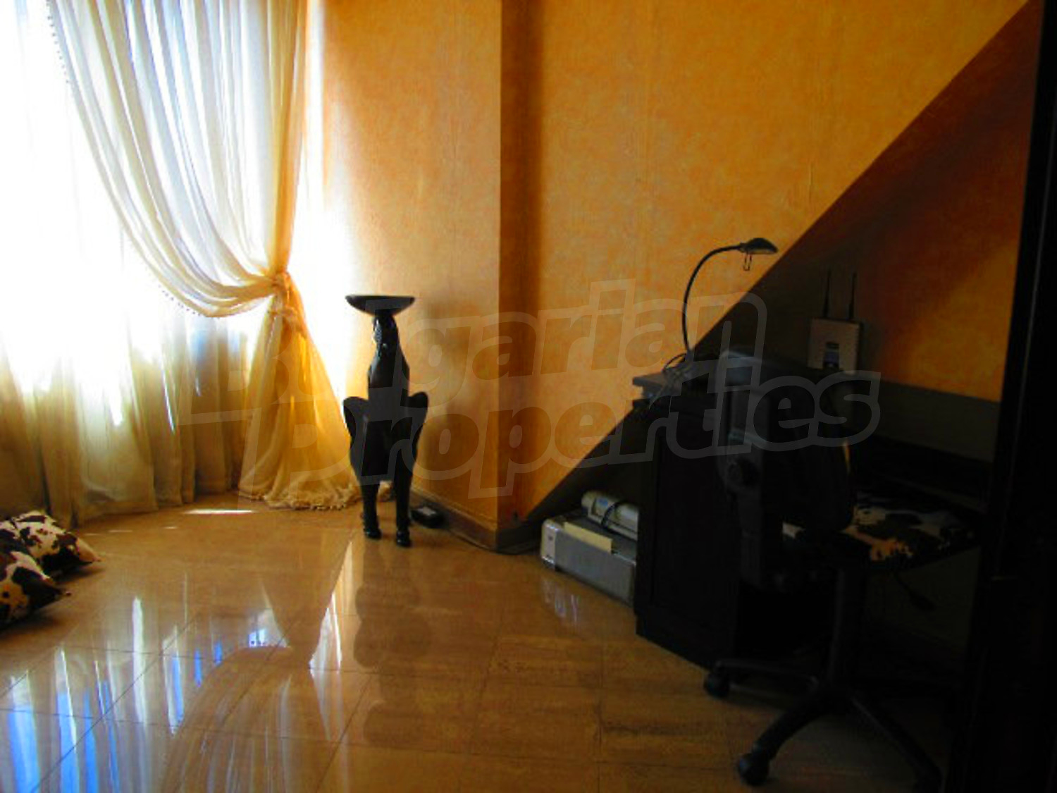 Gallery Picture 26