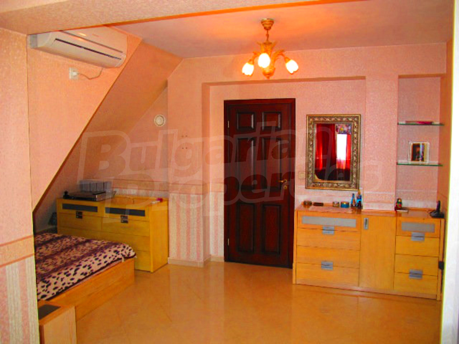 Gallery Picture 29